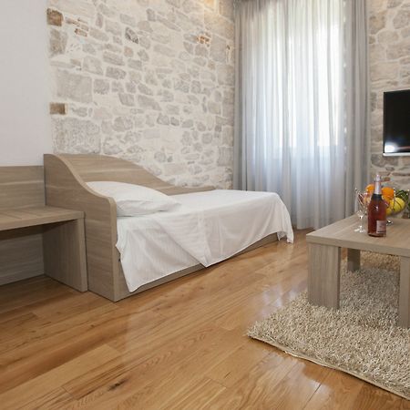 Tifani Luxury Rooms 2 Split Exterior foto