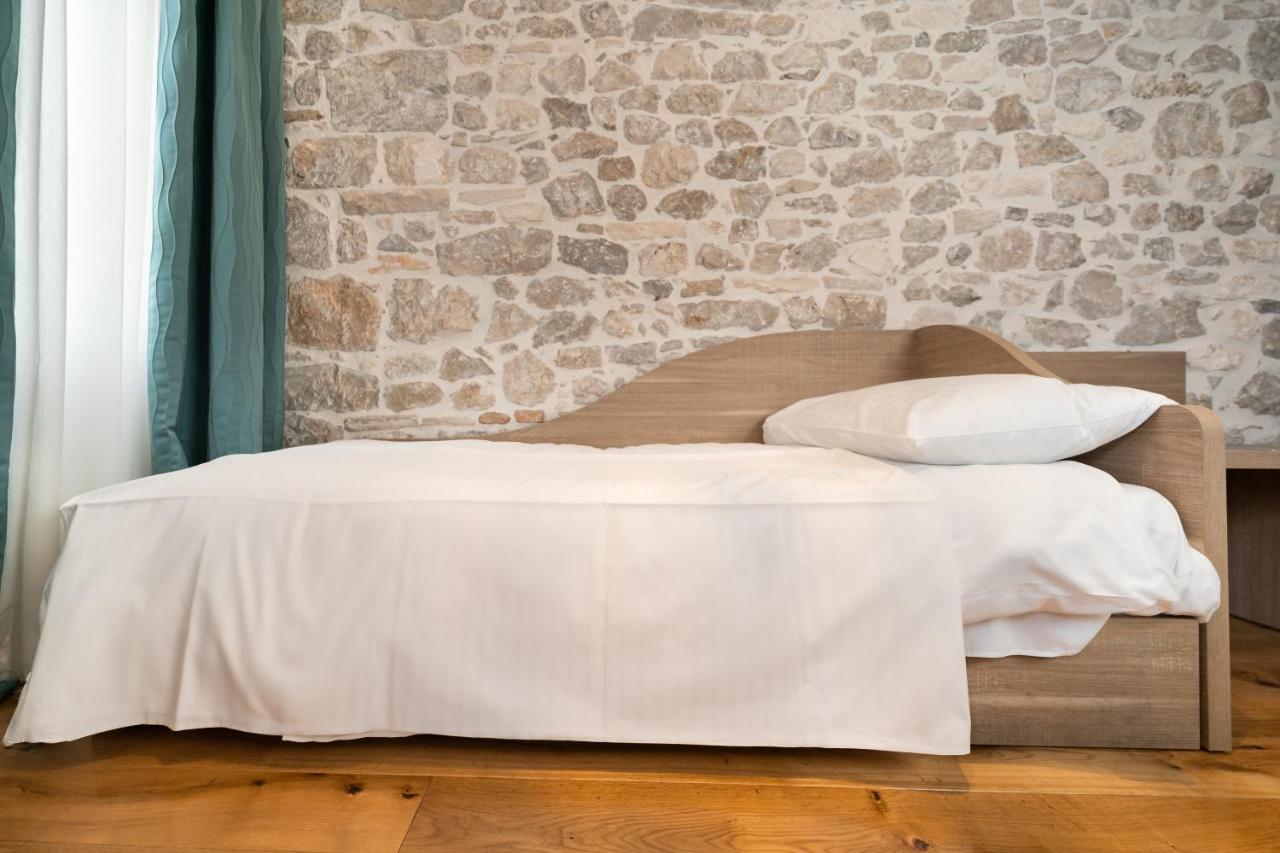 Tifani Luxury Rooms 2 Split Exterior foto