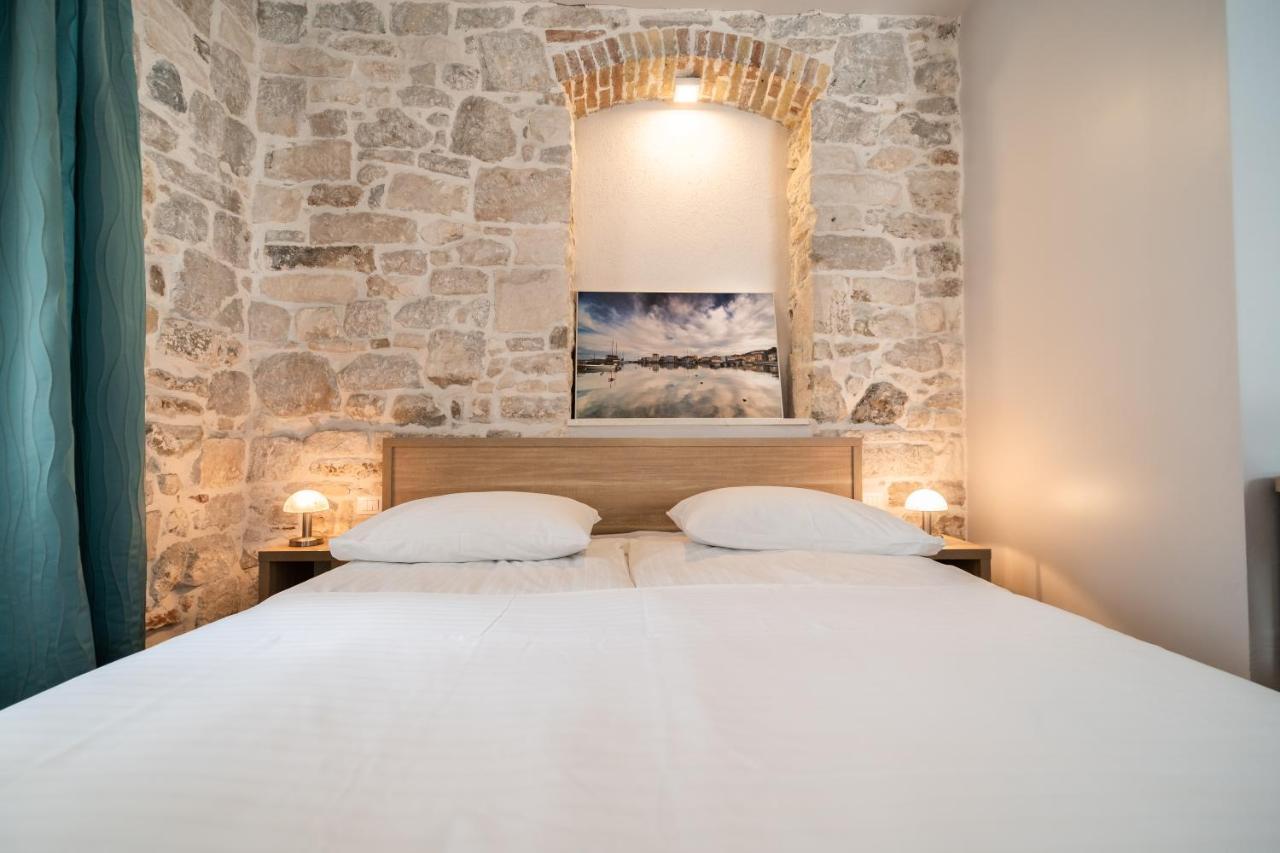 Tifani Luxury Rooms 2 Split Exterior foto