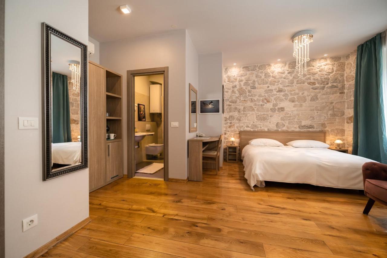 Tifani Luxury Rooms 2 Split Exterior foto