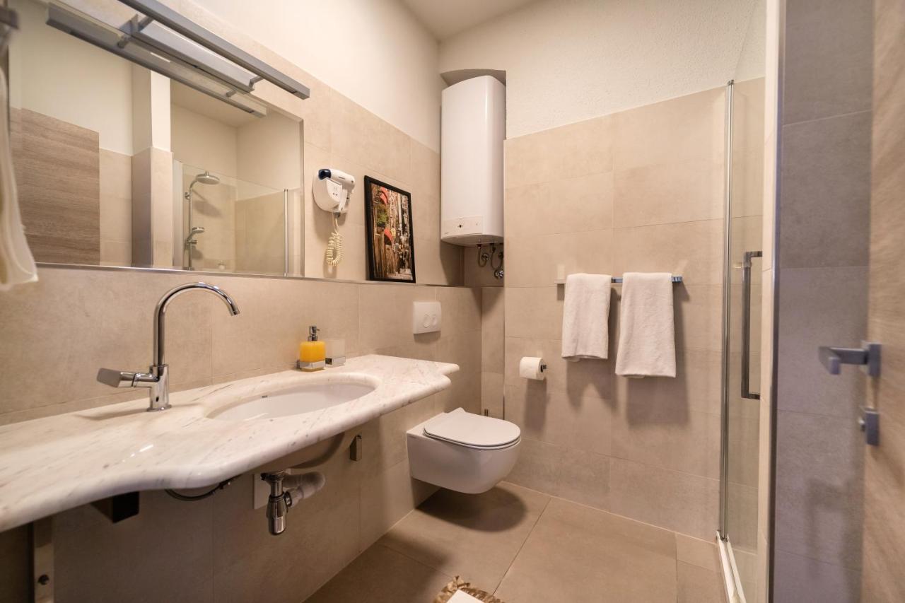 Tifani Luxury Rooms 2 Split Exterior foto