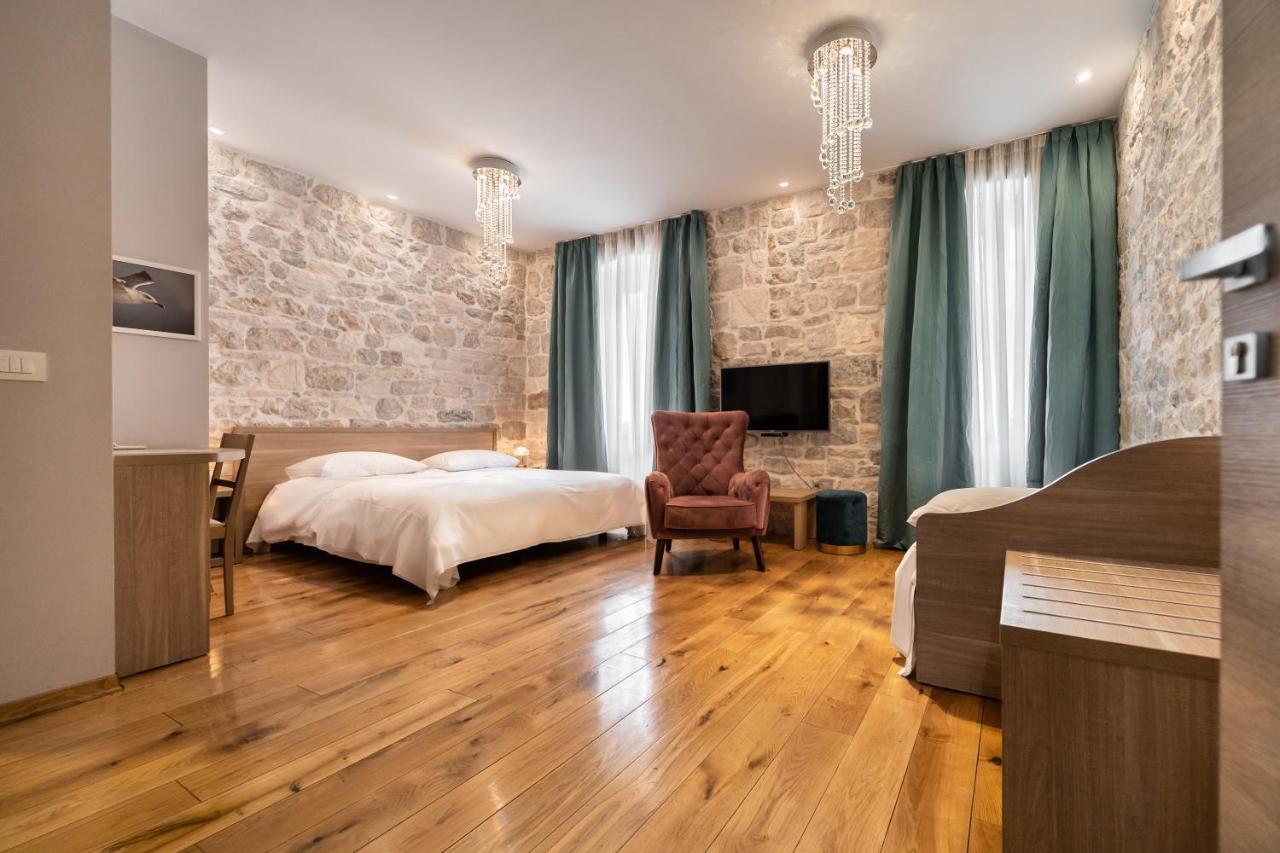 Tifani Luxury Rooms 2 Split Exterior foto
