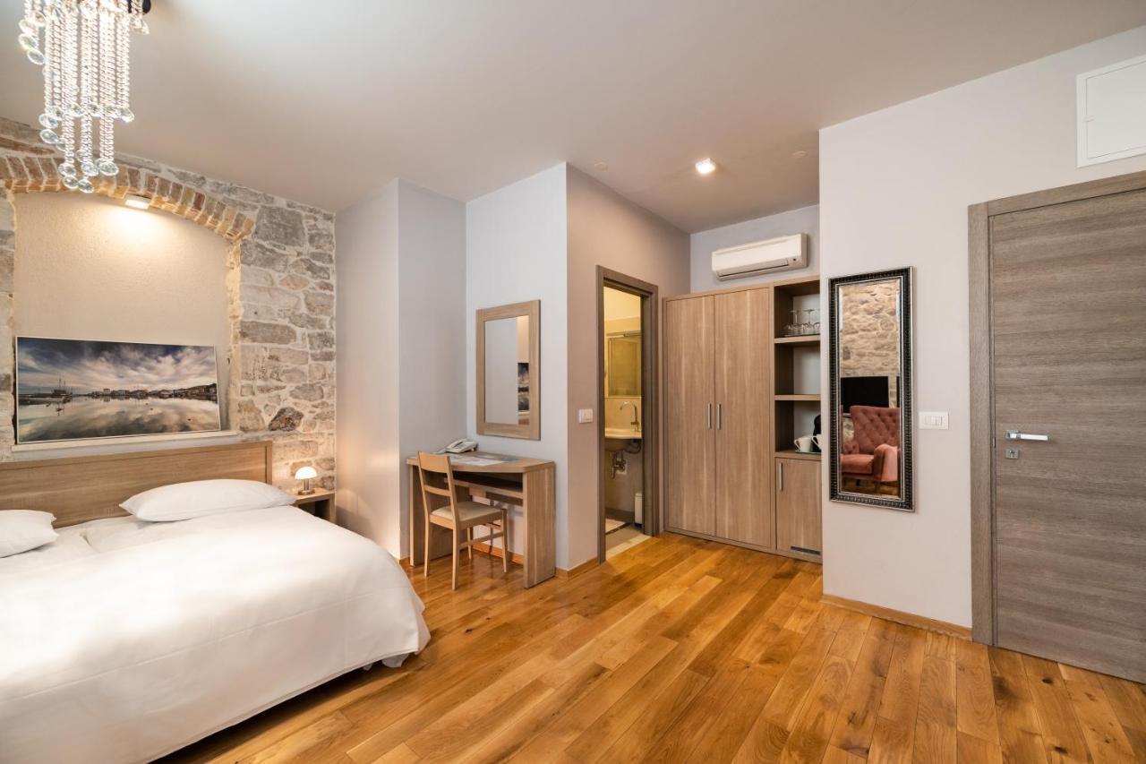 Tifani Luxury Rooms 2 Split Exterior foto