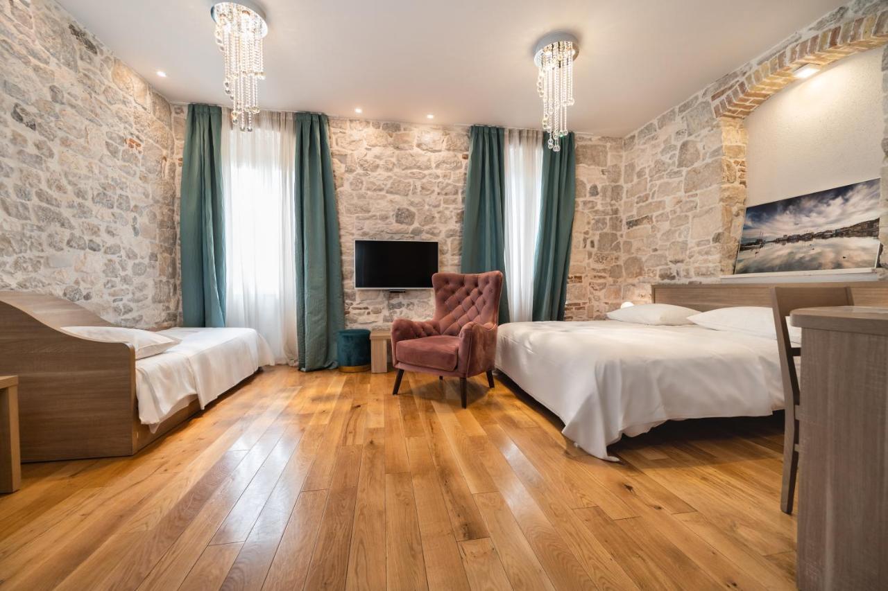 Tifani Luxury Rooms 2 Split Exterior foto